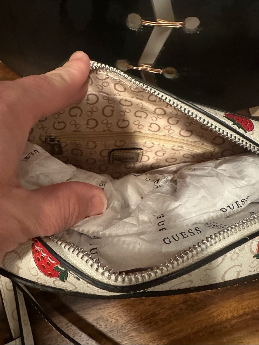 Guess Layla Strawberry Print Crossbody Bag White Red Summer Purse - Picture 10 of 12